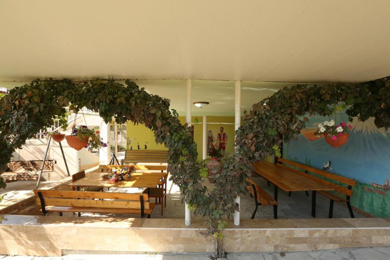 Hotel Happy House Chʼiva Exterior foto