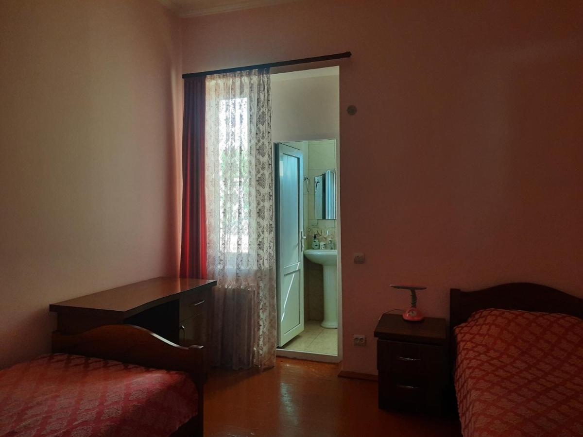 Hotel Happy House Chʼiva Exterior foto